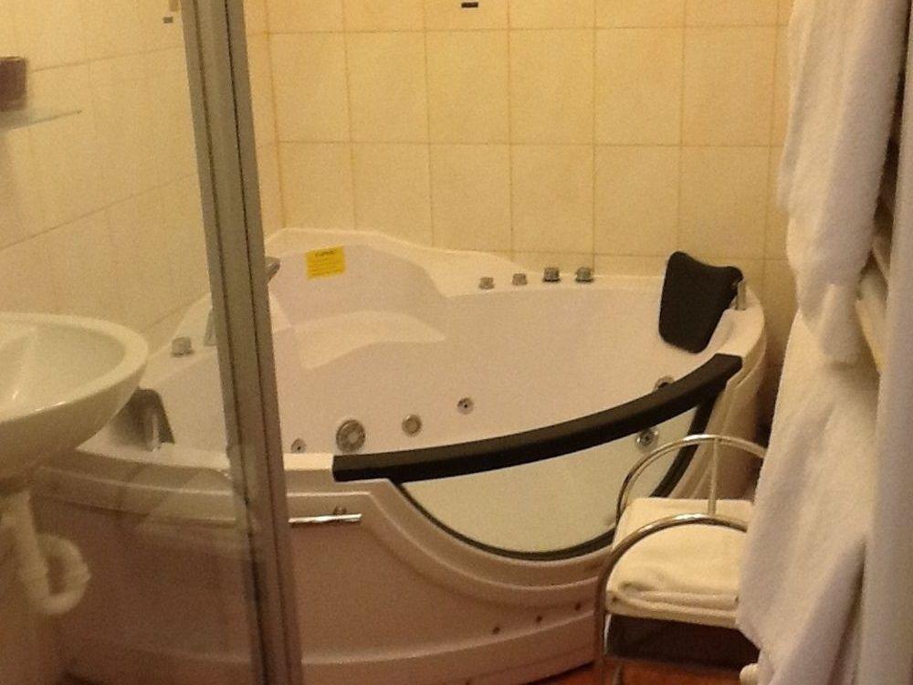 Pension Casa Topolino وينر نويشتاد المظهر الخارجي الصورة
